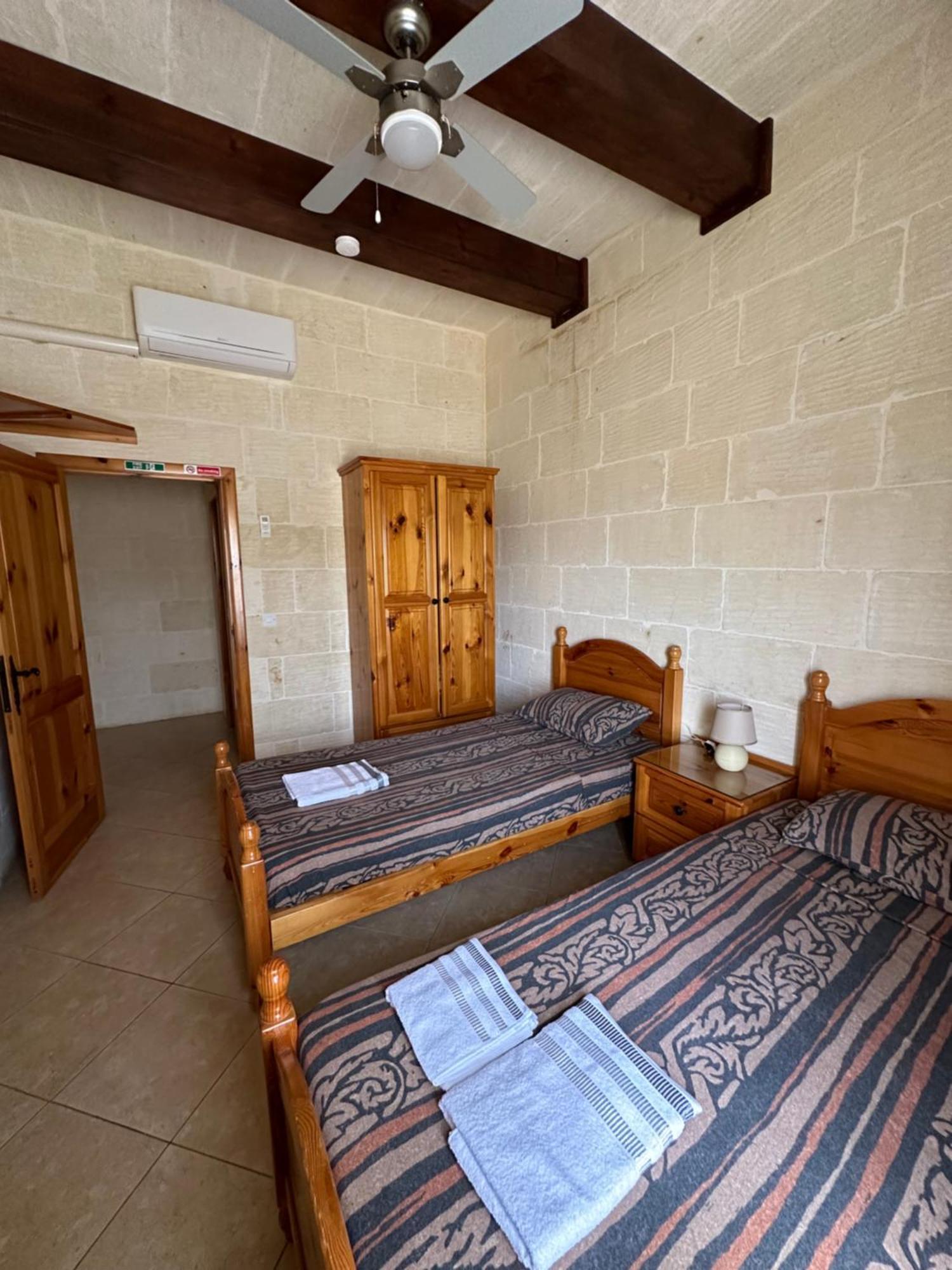 Nawrat Farmhouse Għarb المظهر الخارجي الصورة